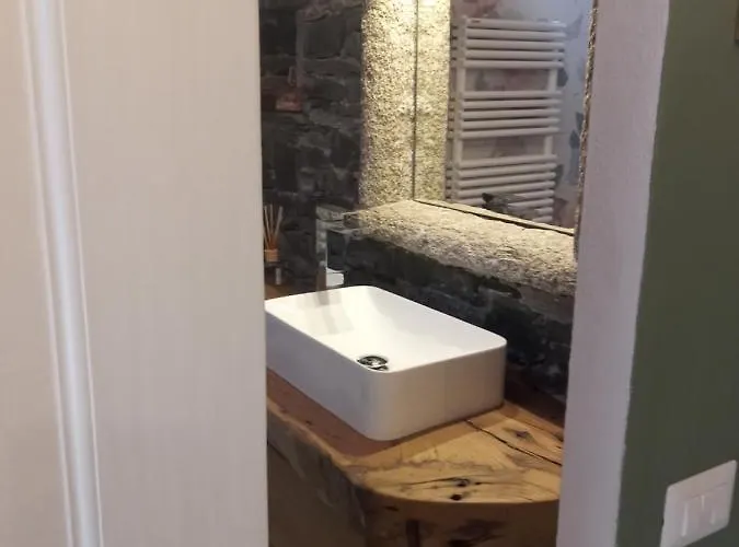 Semesterbostad Casa Vacanza La Baitina